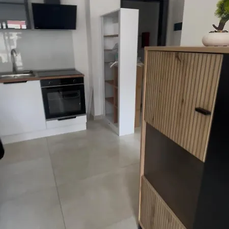 Apartment Heh